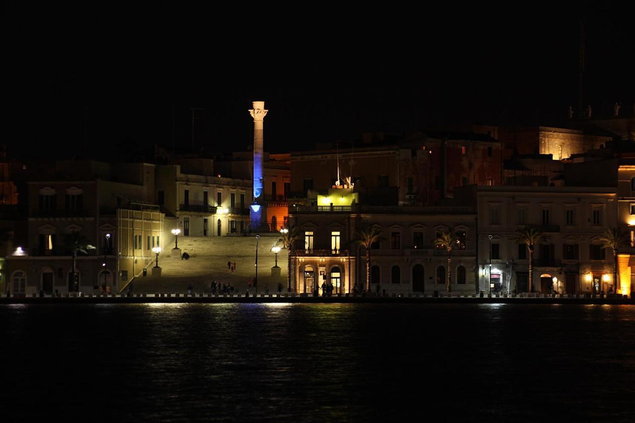 Palazzo Pinto B&B Brindisi Exterior photo